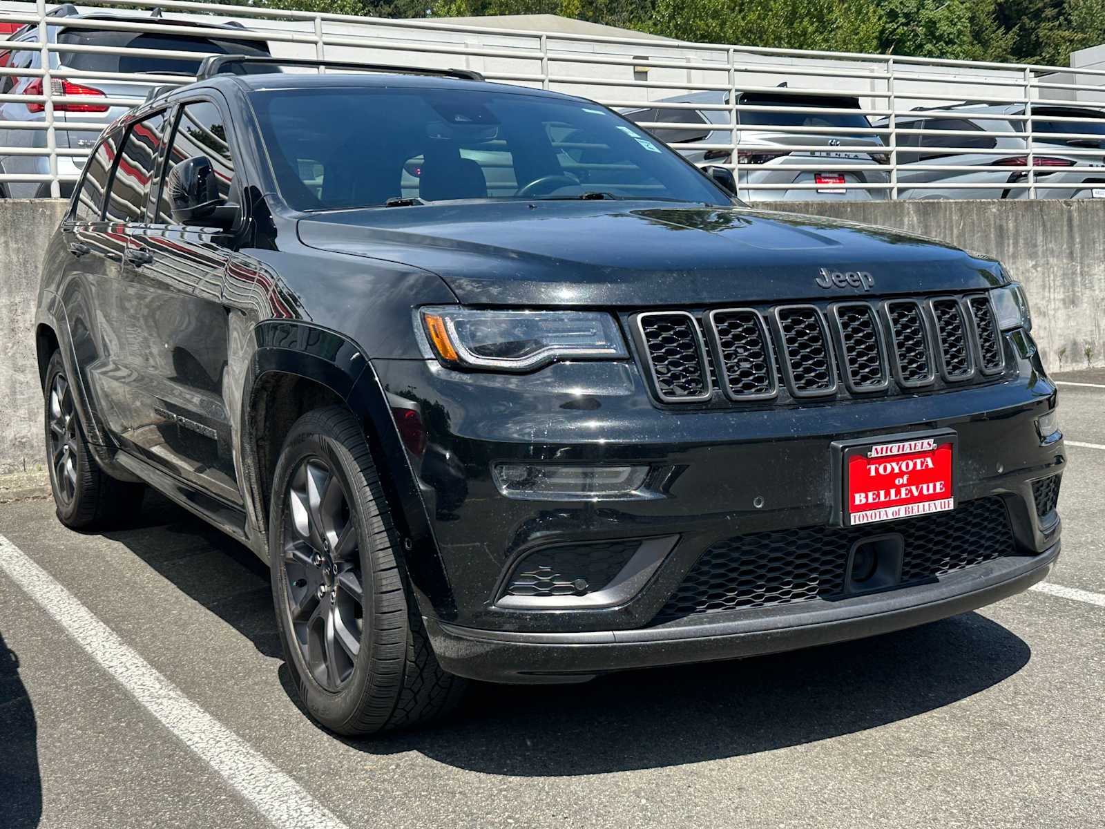 Thumbnail: 2020 Jeep Grand Cherokee - 3
