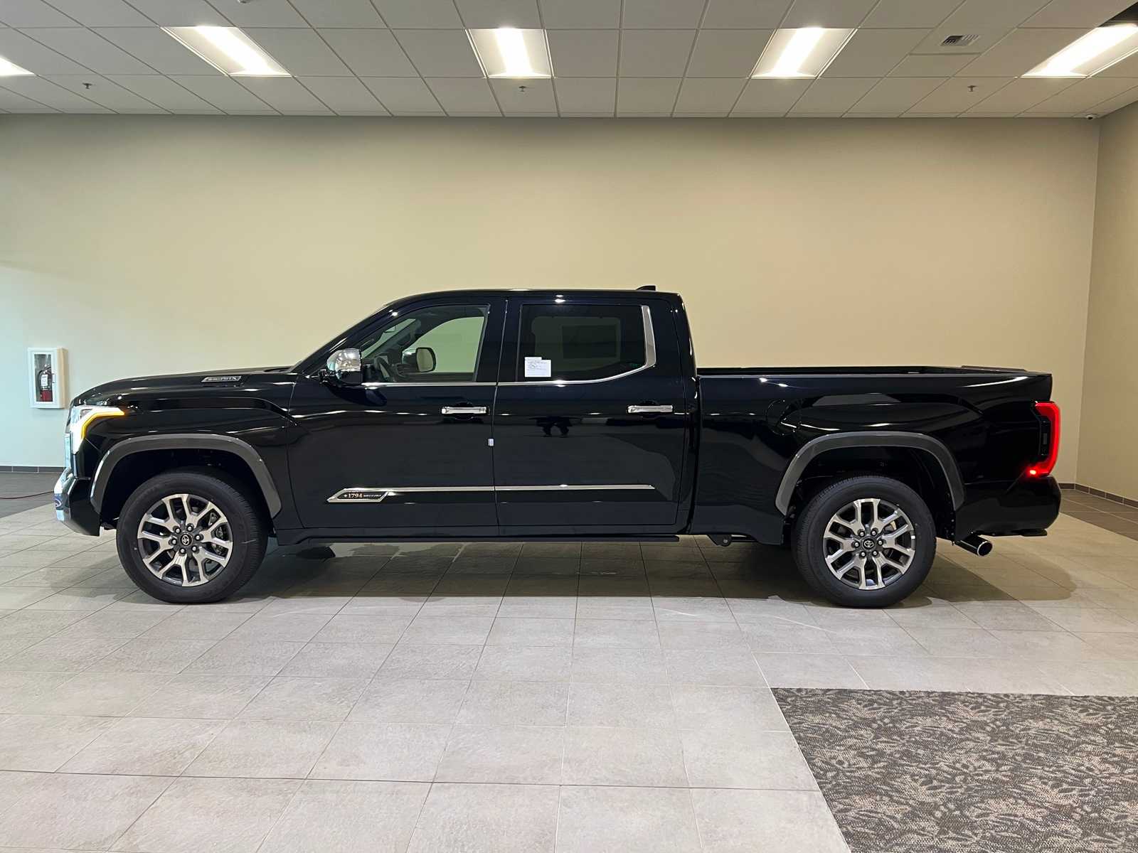 Thumbnail: 2026 Toyota Tundra - 3