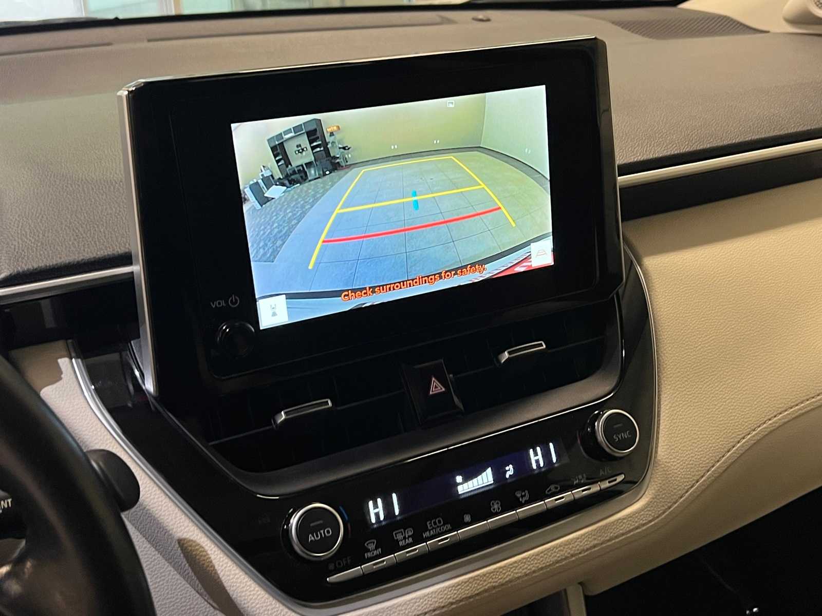 Thumbnail: 2023 Toyota Corolla Cross - 27