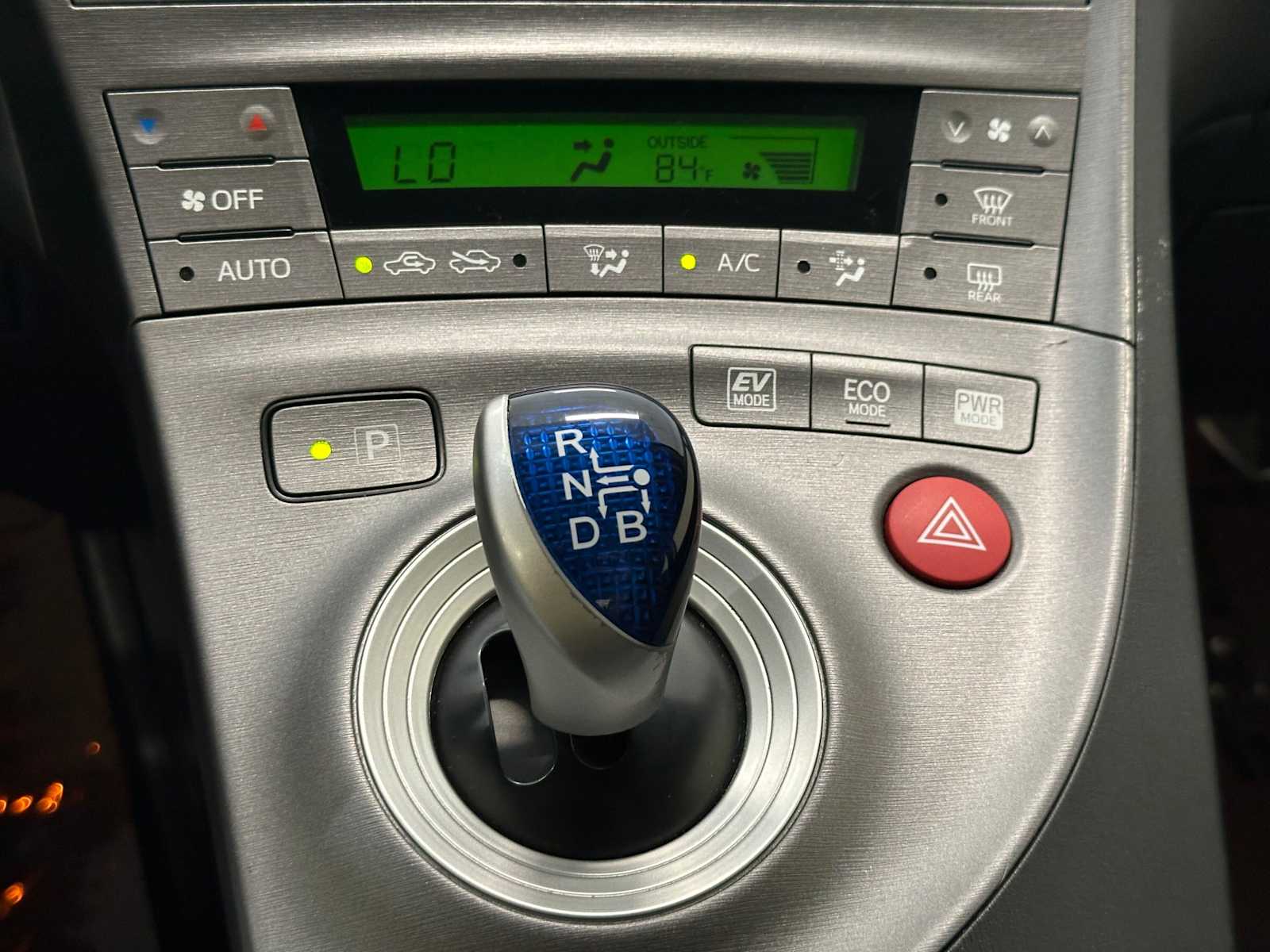 Thumbnail: 2012 Toyota Prius - 15