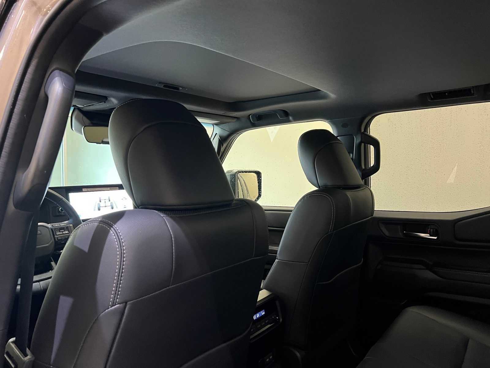 Thumbnail: 2025 Toyota Land Cruiser - 12