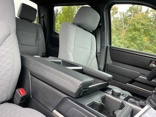 Thumbnail: 2025 Toyota Tundra - 16