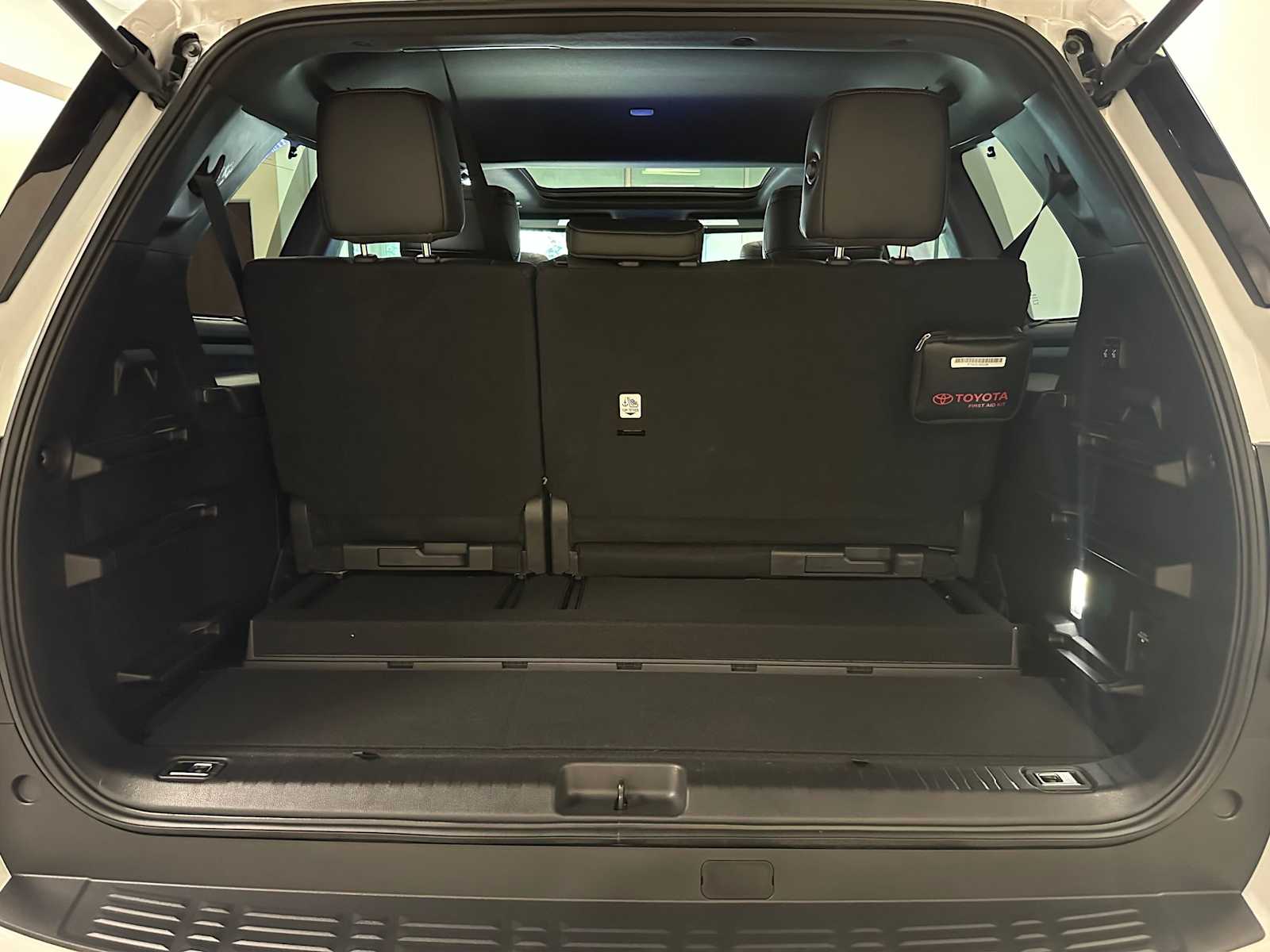 Thumbnail: 2025 Toyota Sequoia - 32