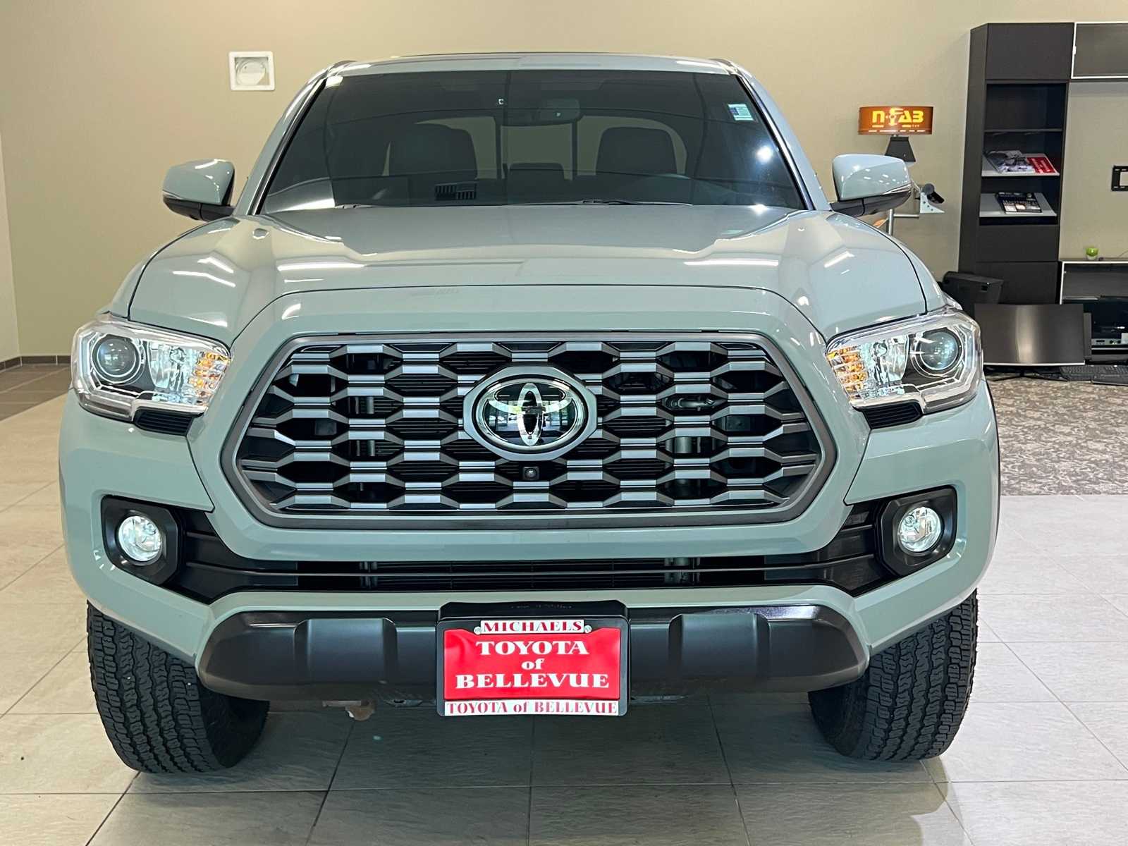 Thumbnail: 2023 Toyota Tacoma - 8