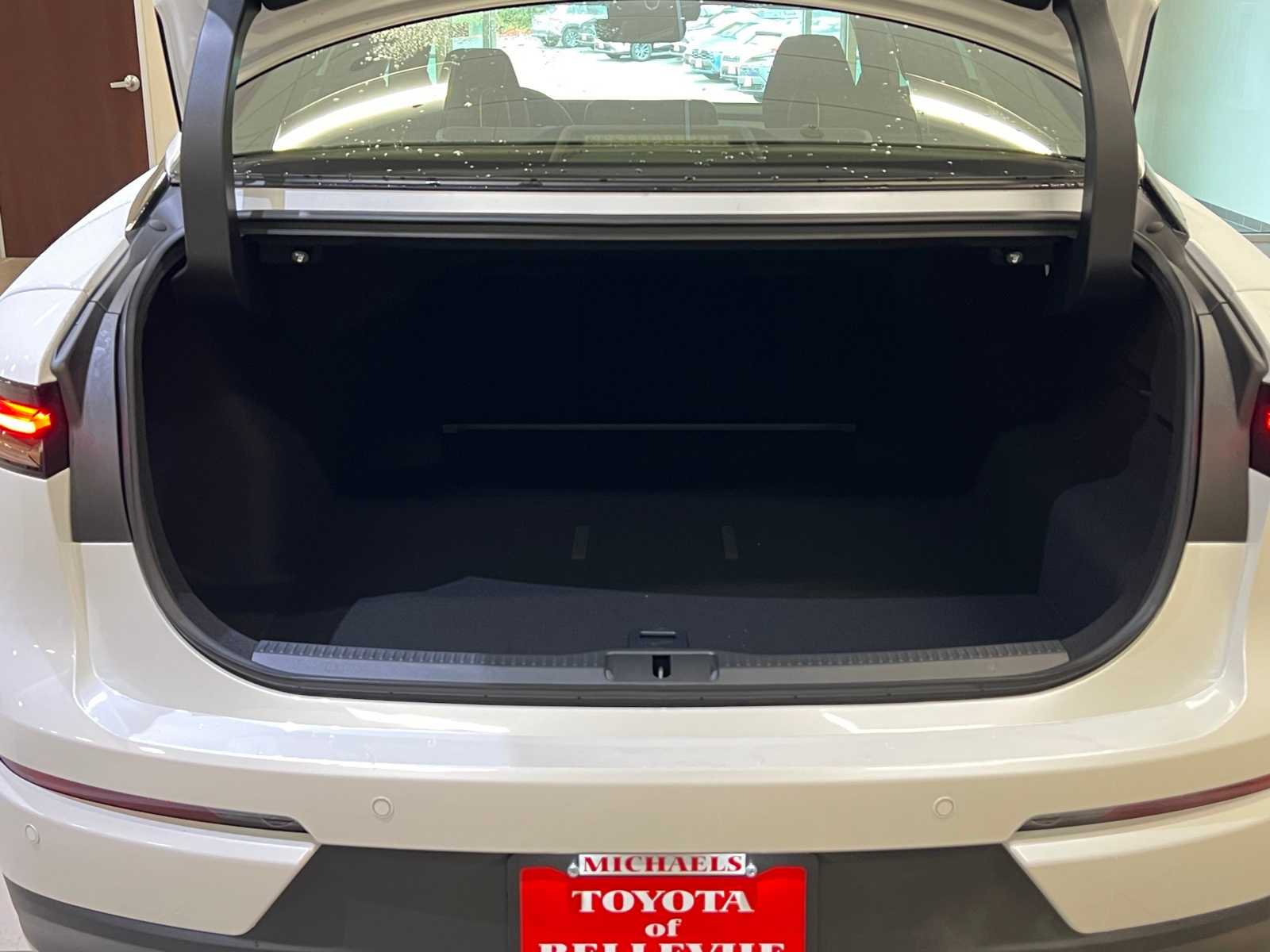 Thumbnail: 2026 Toyota Crown - 31