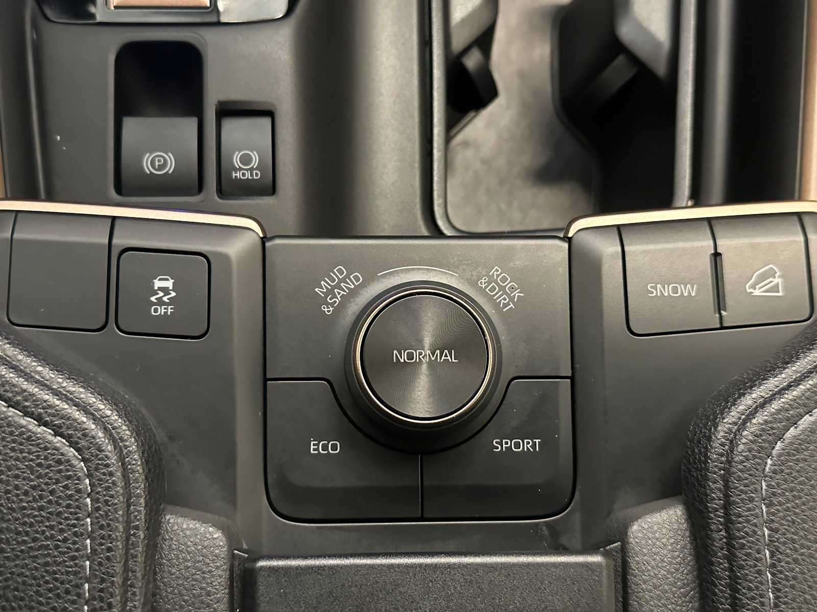 Thumbnail: 2026 Toyota Grand Highlander - 16