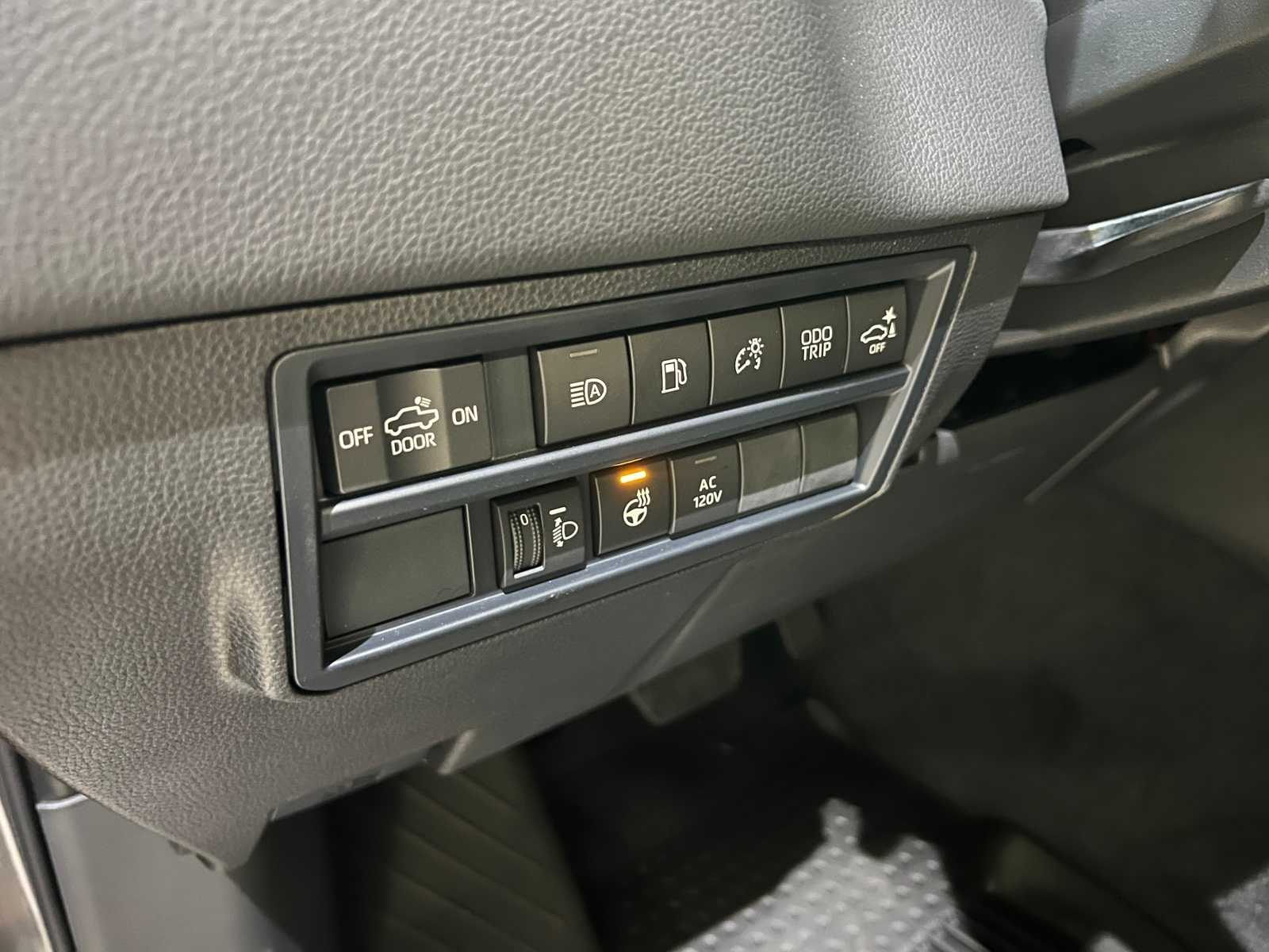 Thumbnail: 2025 Toyota Tundra - 16