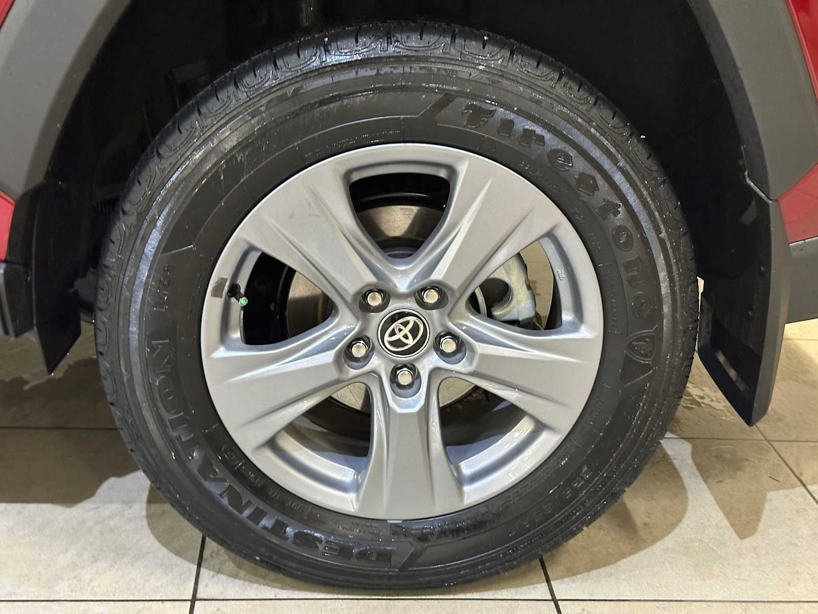 Thumbnail: 2025 Toyota RAV4 - 8