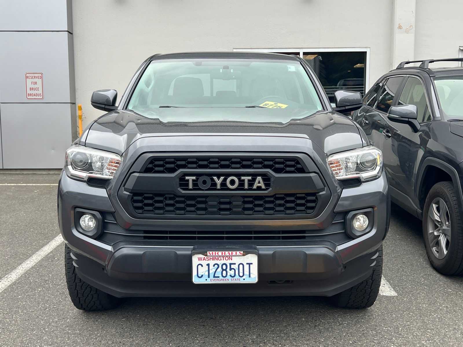 Thumbnail: 2017 Toyota Tacoma - 2