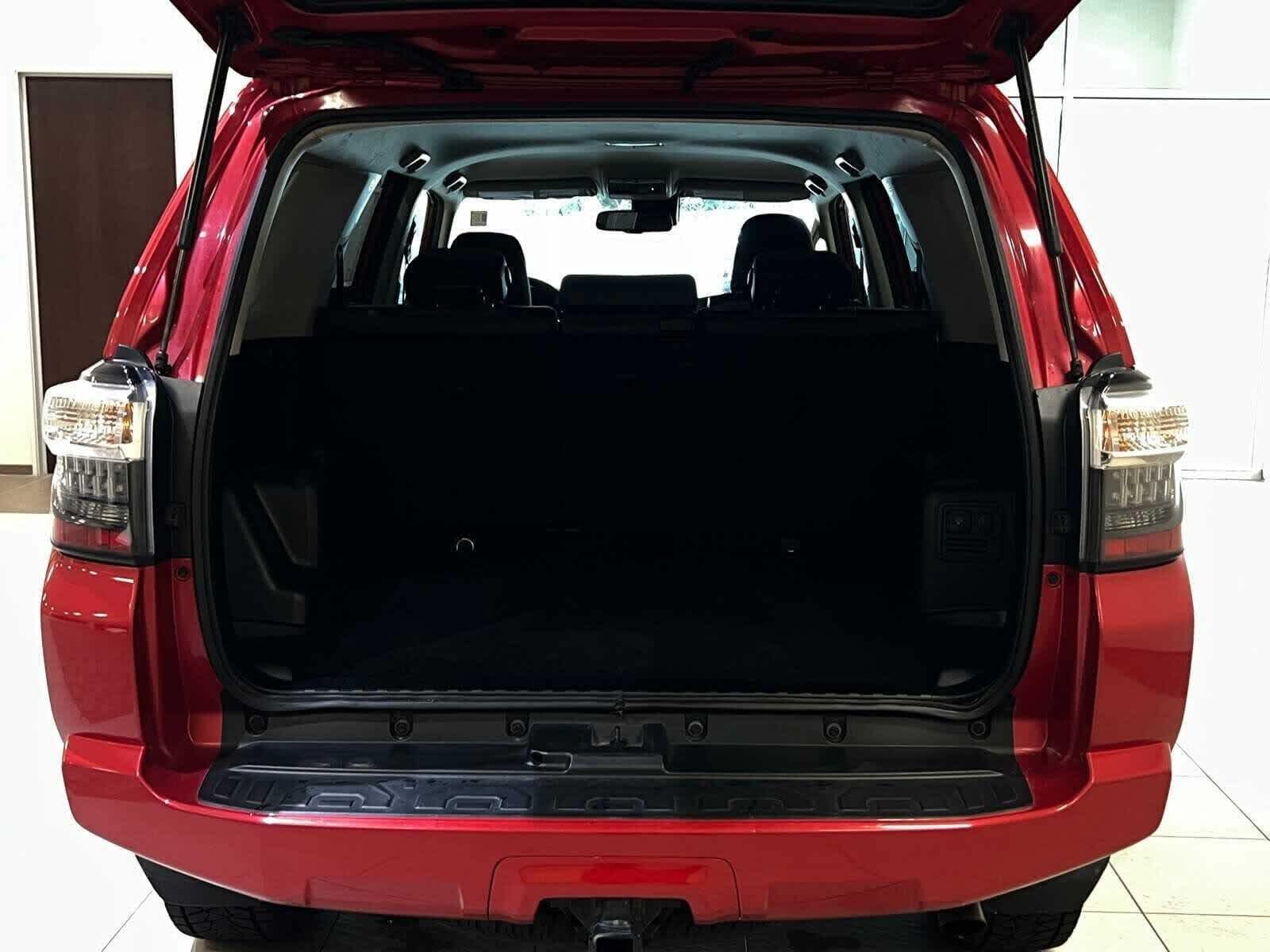 Thumbnail: 2021 Toyota 4Runner - 24