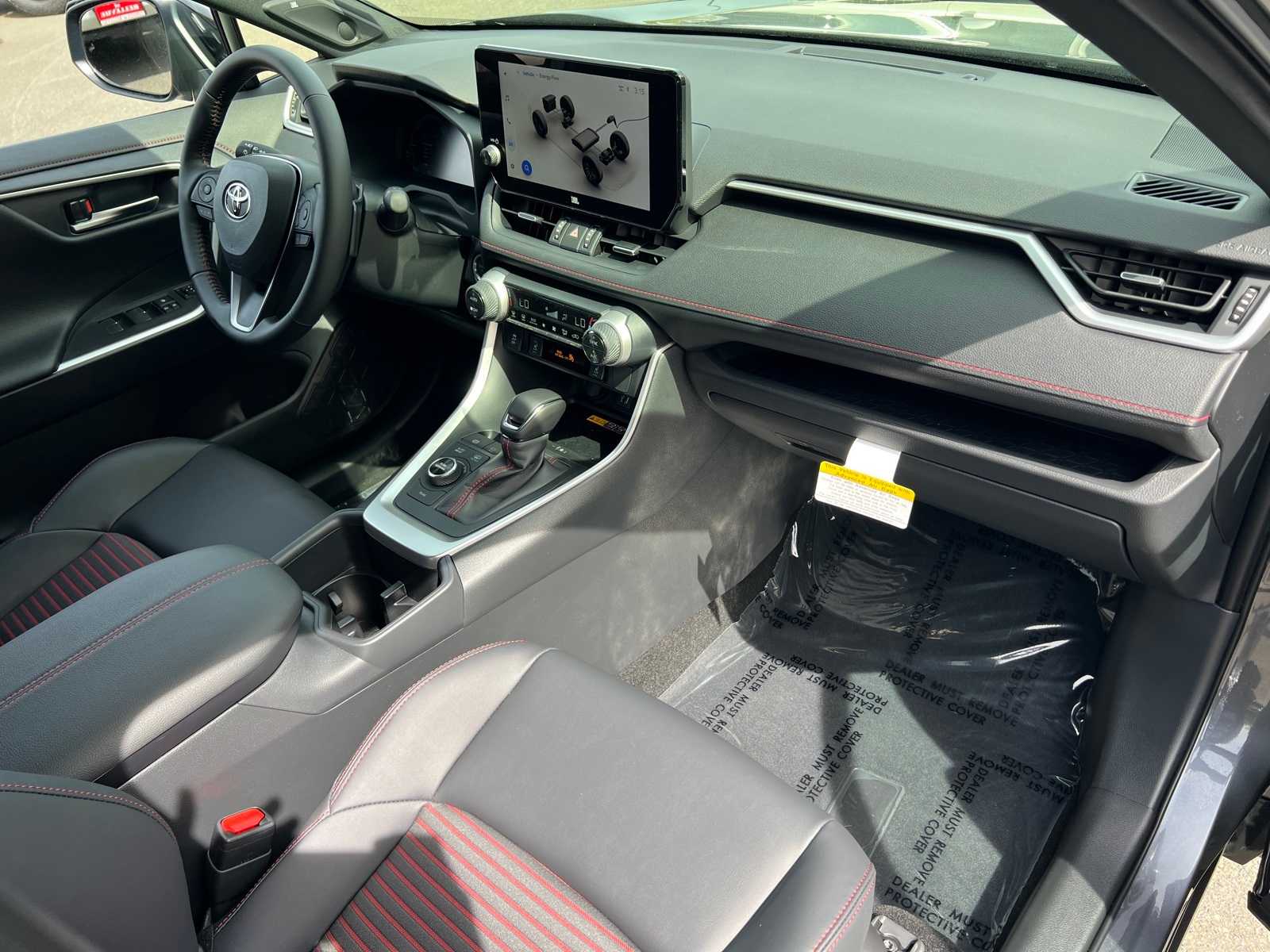 2025 Toyota RAV4 XSE 15