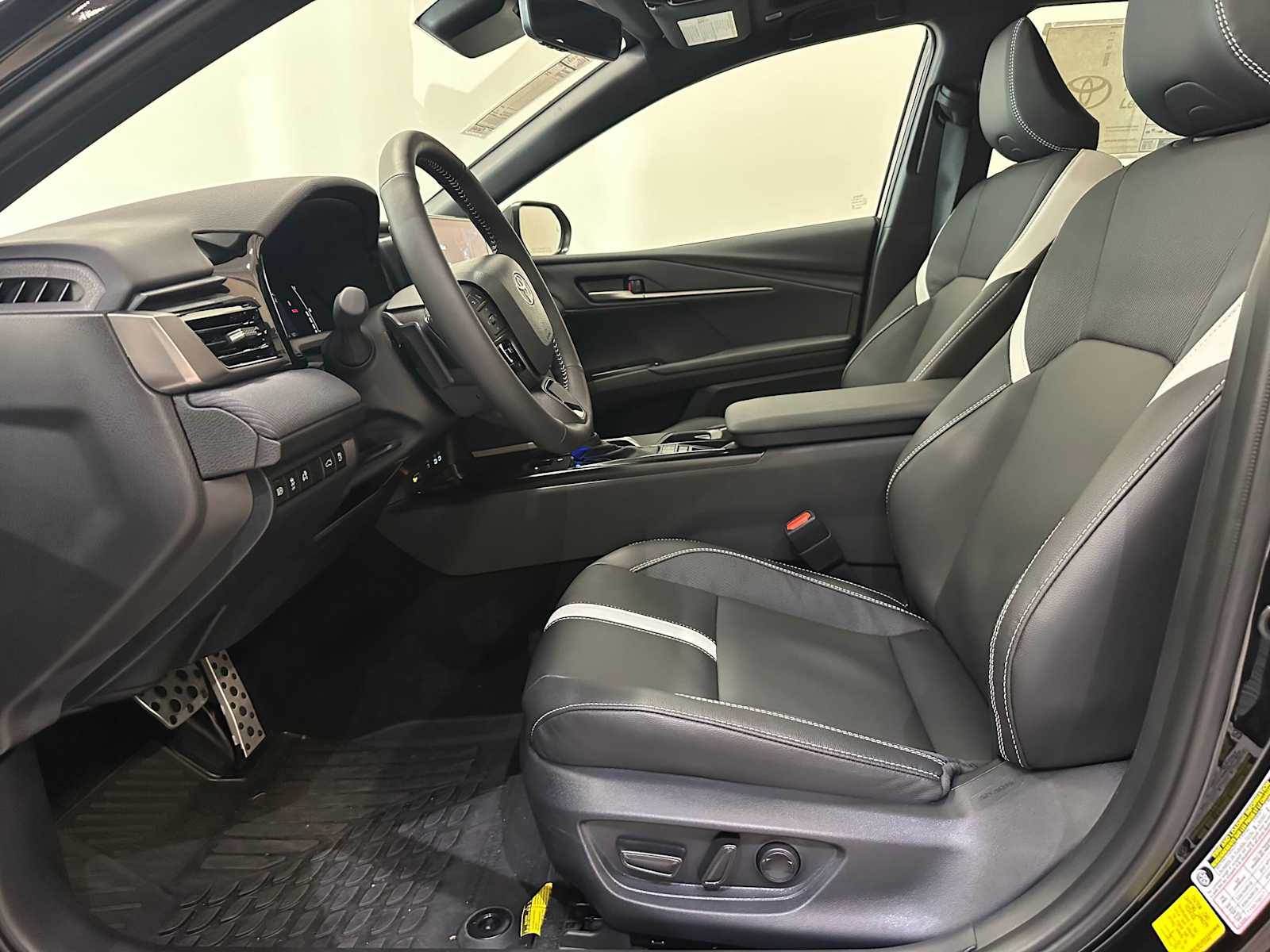 Thumbnail: 2026 Toyota Camry - 22