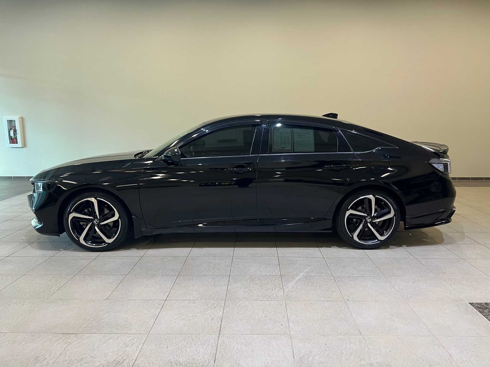 Thumbnail: 2022 Honda Accord - 3