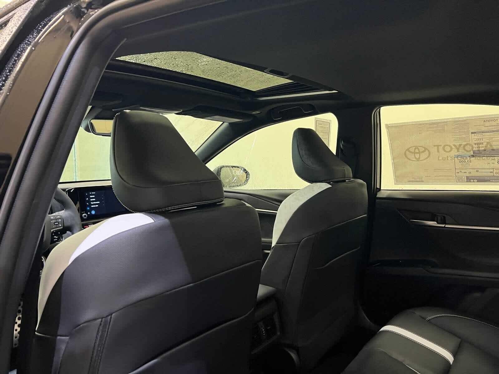 Thumbnail: 2026 Toyota Camry - 12