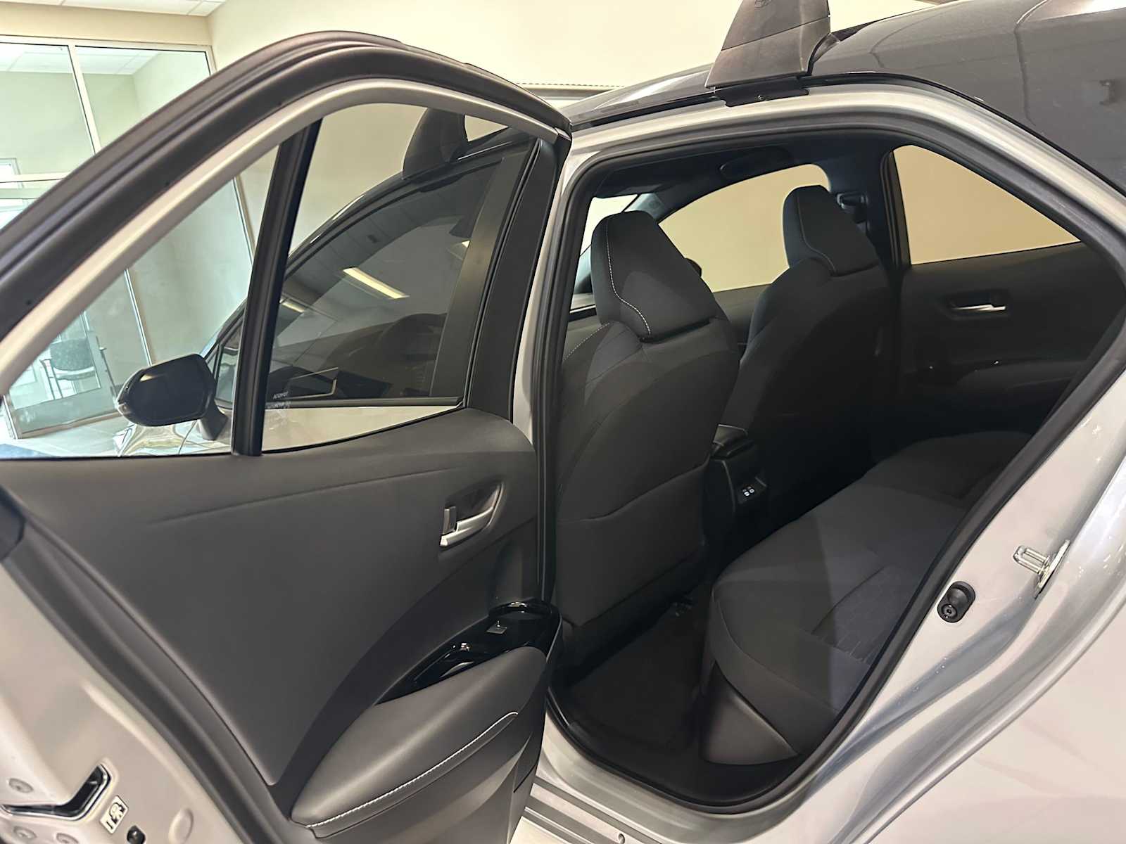 Thumbnail: 2024 Toyota Corolla - 38