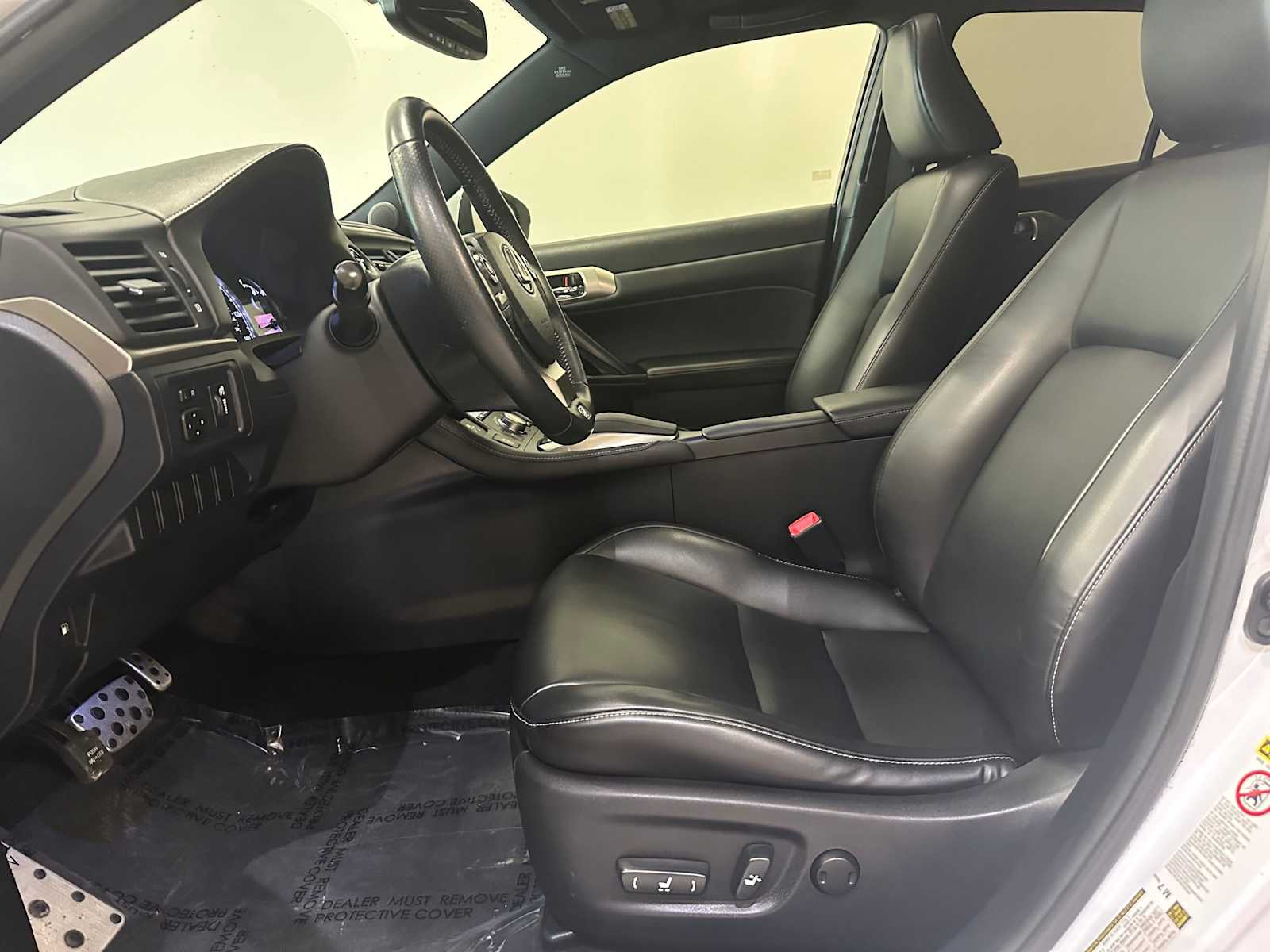 Thumbnail: 2014 Lexus CT - 23