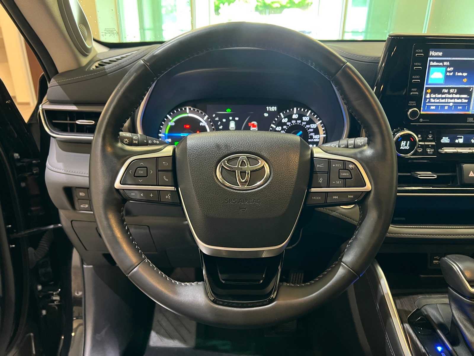 Thumbnail: 2022 Toyota Highlander - 20