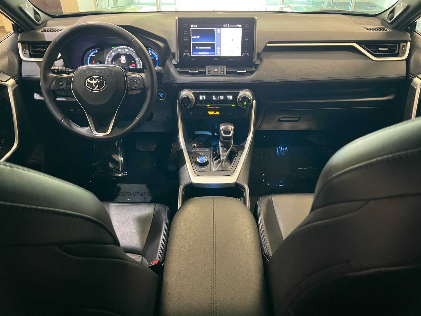 Thumbnail: 2020 Toyota RAV4 - 10