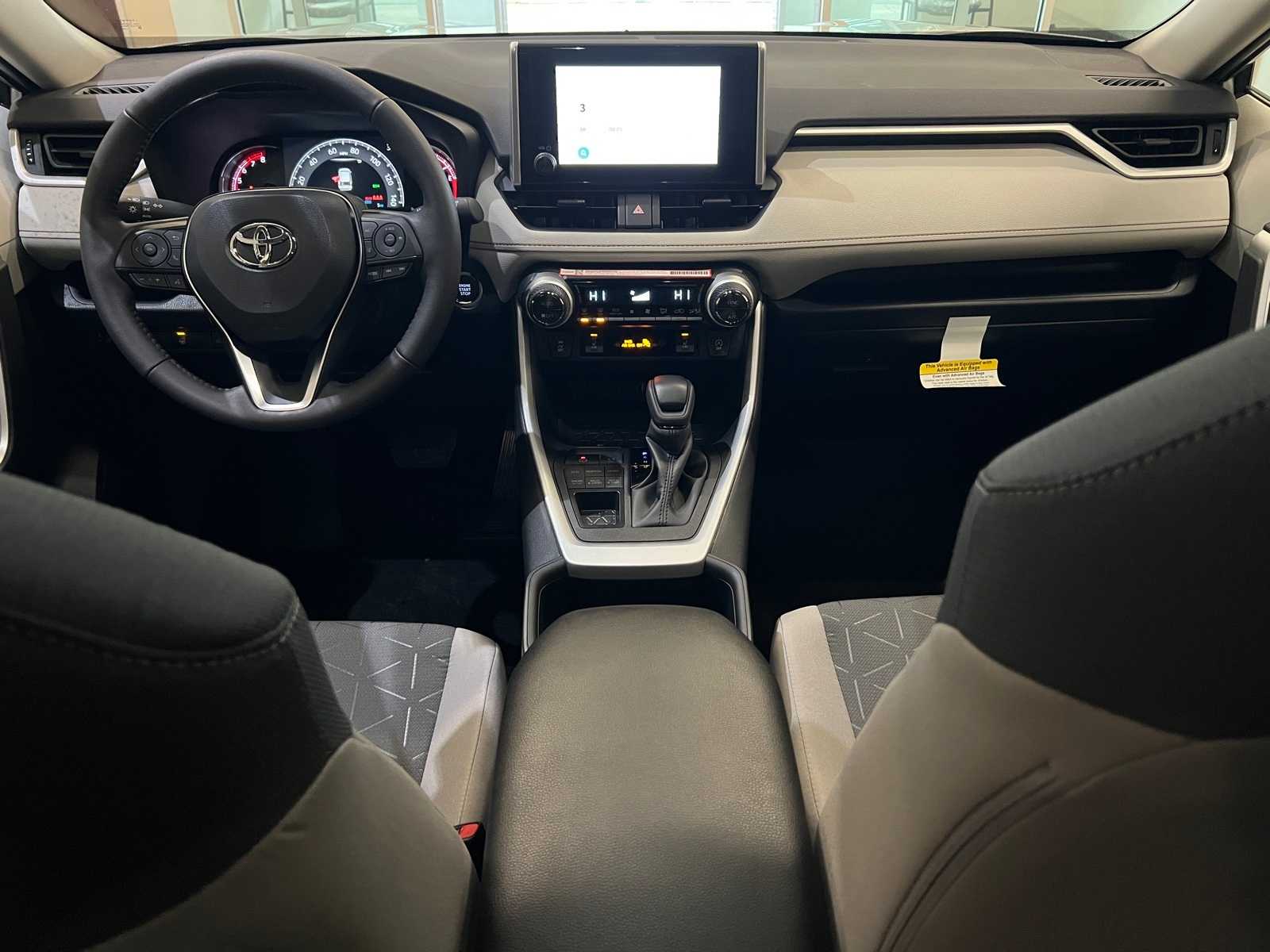 Thumbnail: 2025 Toyota RAV4 - 10