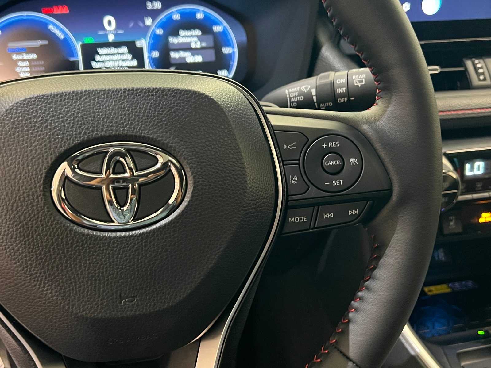 Thumbnail: 2025 Toyota RAV4 - 21