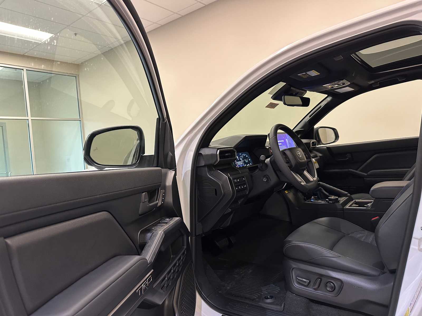 Thumbnail: 2026 Toyota 4Runner - 22