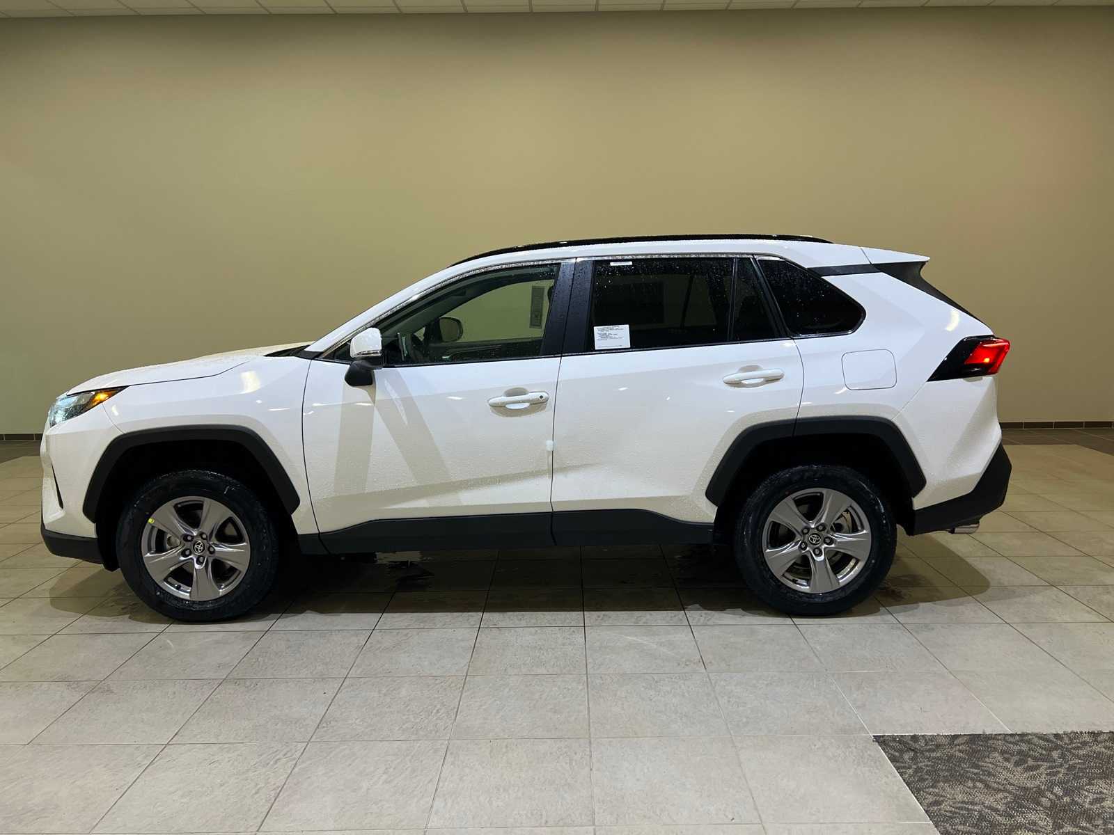 Thumbnail: 2025 Toyota RAV4 - 3