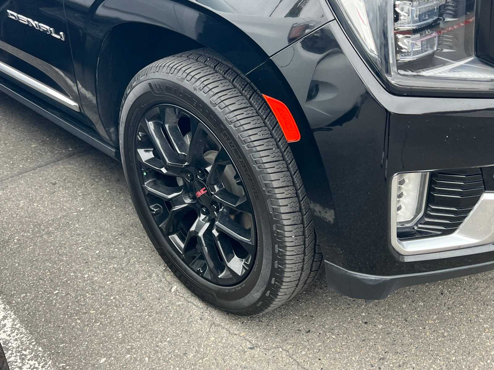 Thumbnail: 2022 GMC Yukon - 5