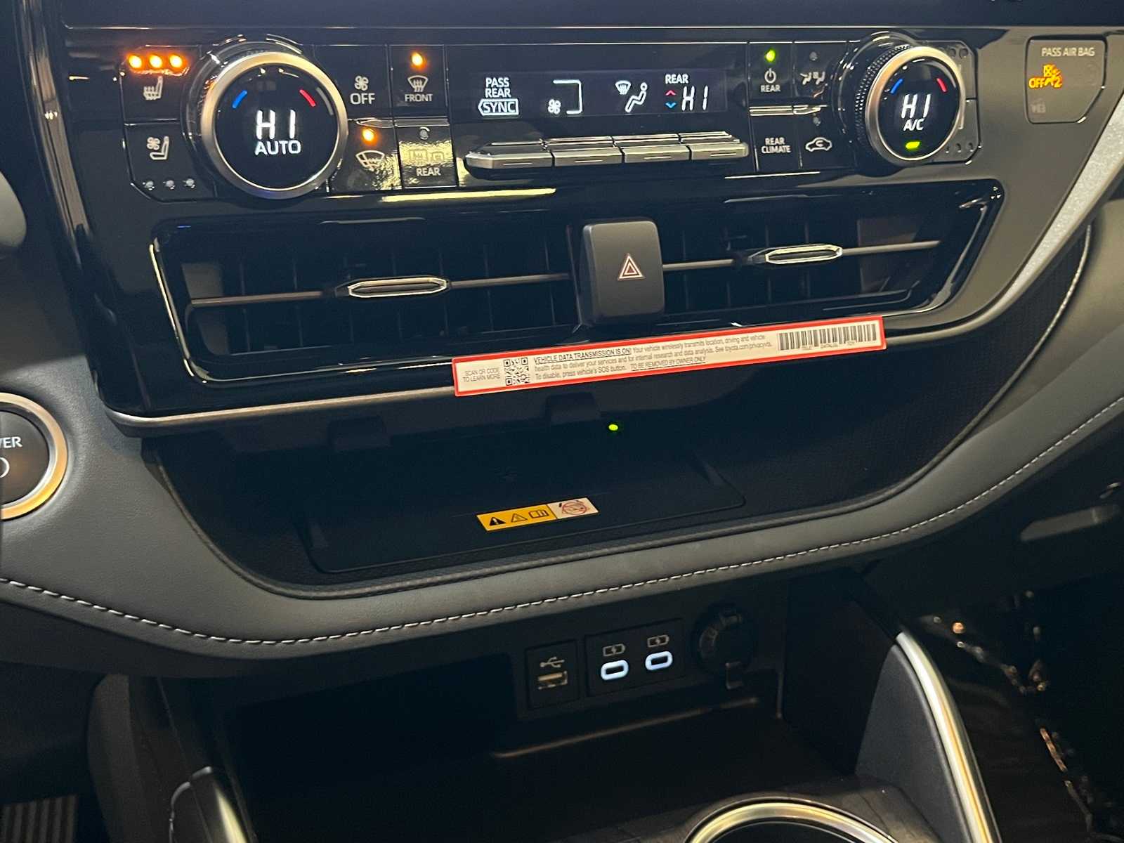 Thumbnail: 2025 Toyota Highlander - 25