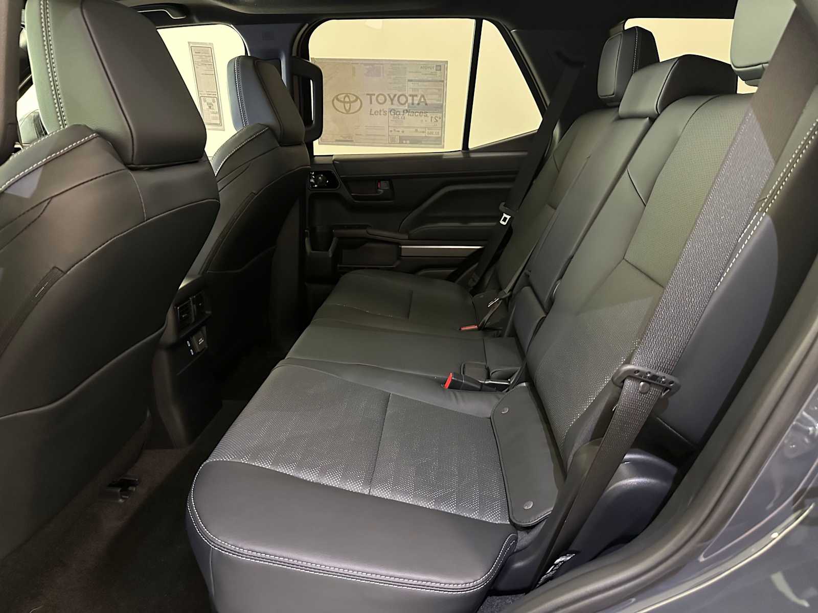 Thumbnail: 2026 Toyota 4Runner - 23