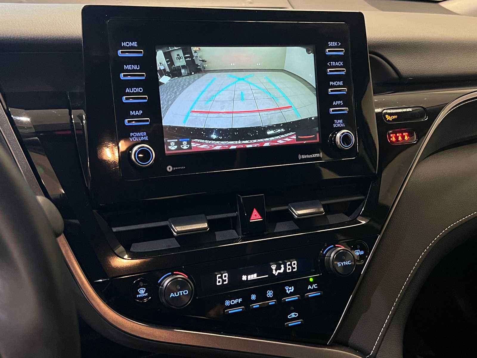 Thumbnail: 2024 Toyota Camry - 25