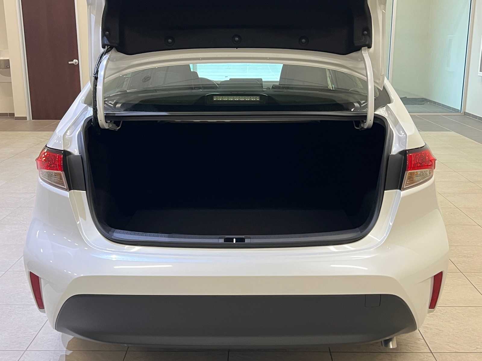 Thumbnail: 2026 Toyota Corolla - 28