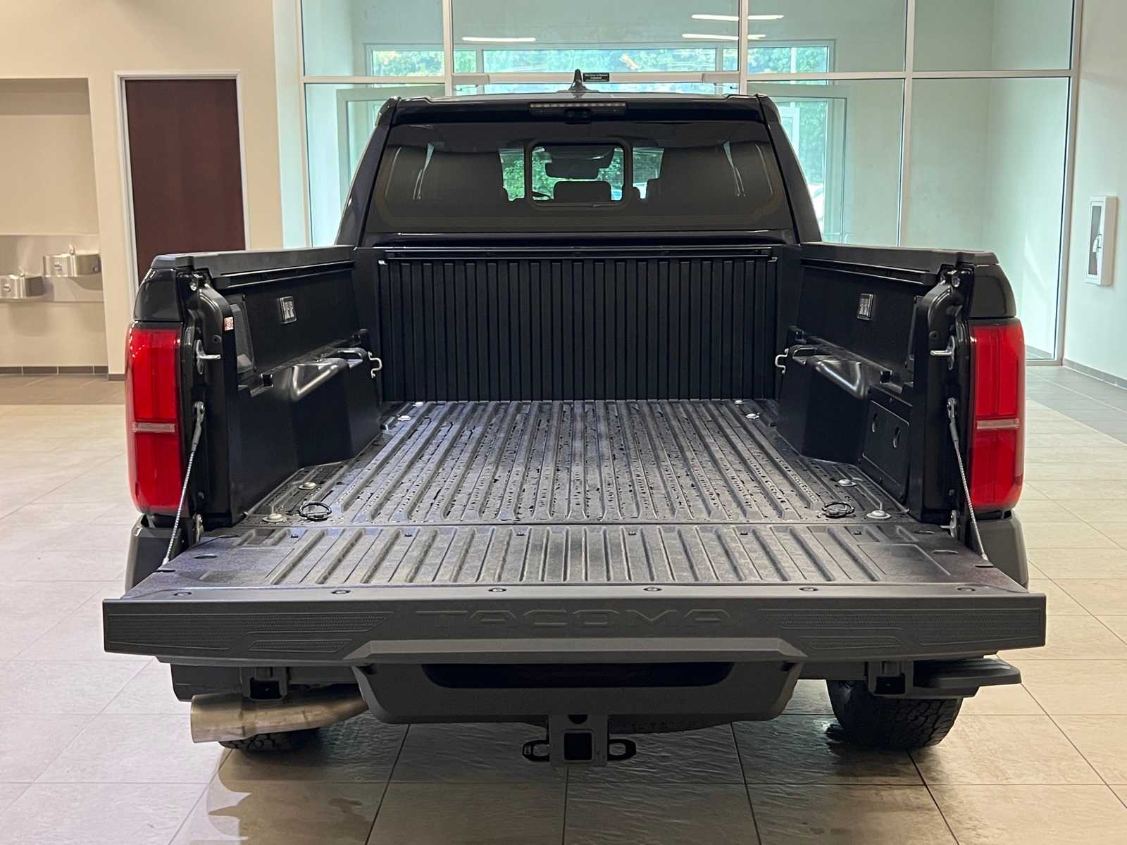 Thumbnail: 2025 Toyota Tacoma - 31
