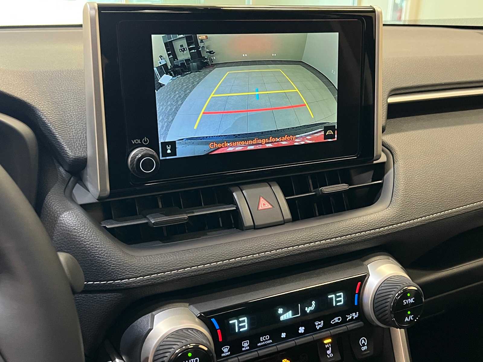 Thumbnail: 2025 Toyota RAV4 - 27