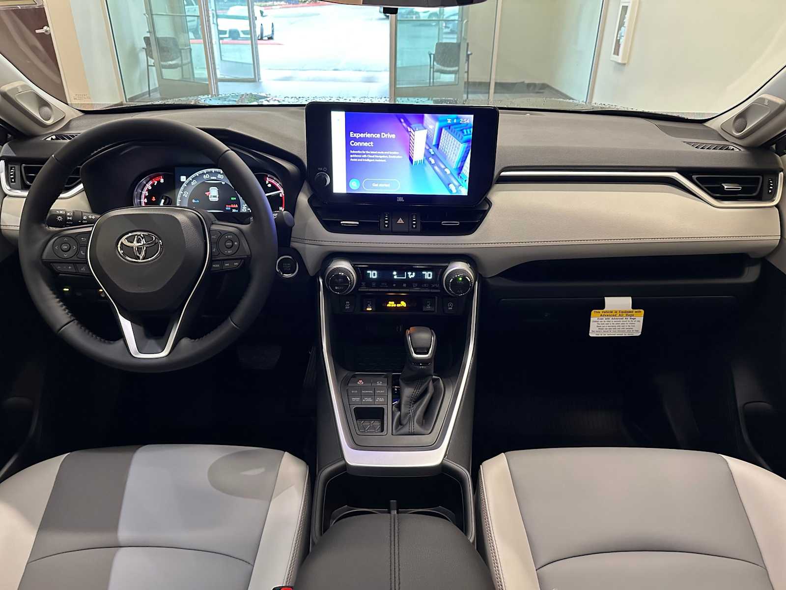 Thumbnail: 2025 Toyota RAV4 - 10