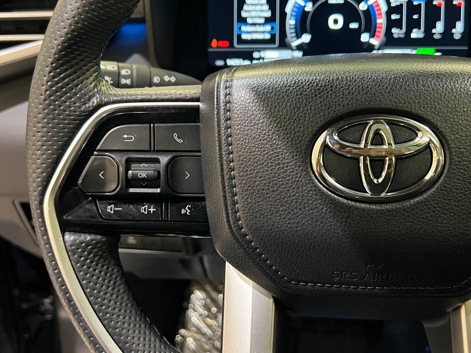 Thumbnail: 2024 Toyota Sequoia - 22