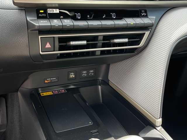 Thumbnail: 2025 Toyota Camry - 26