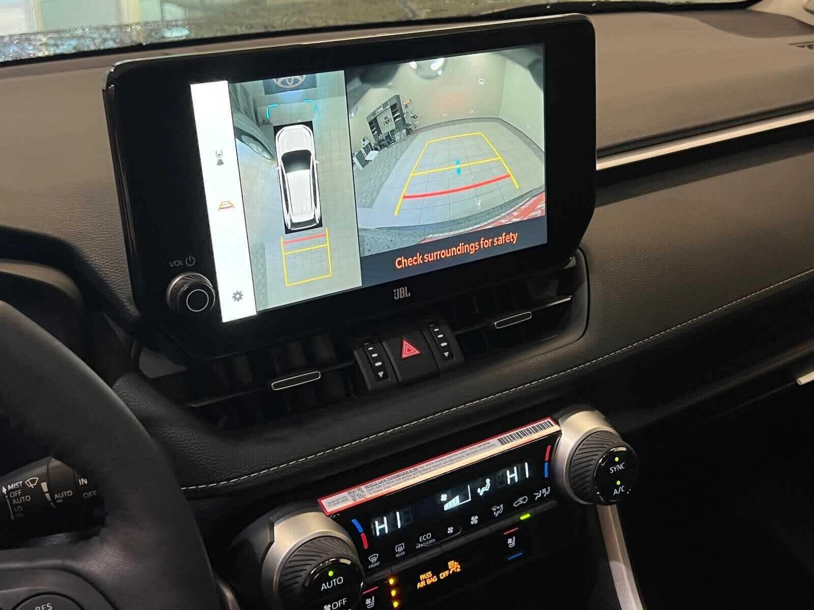 Thumbnail: 2025 Toyota RAV4 - 25