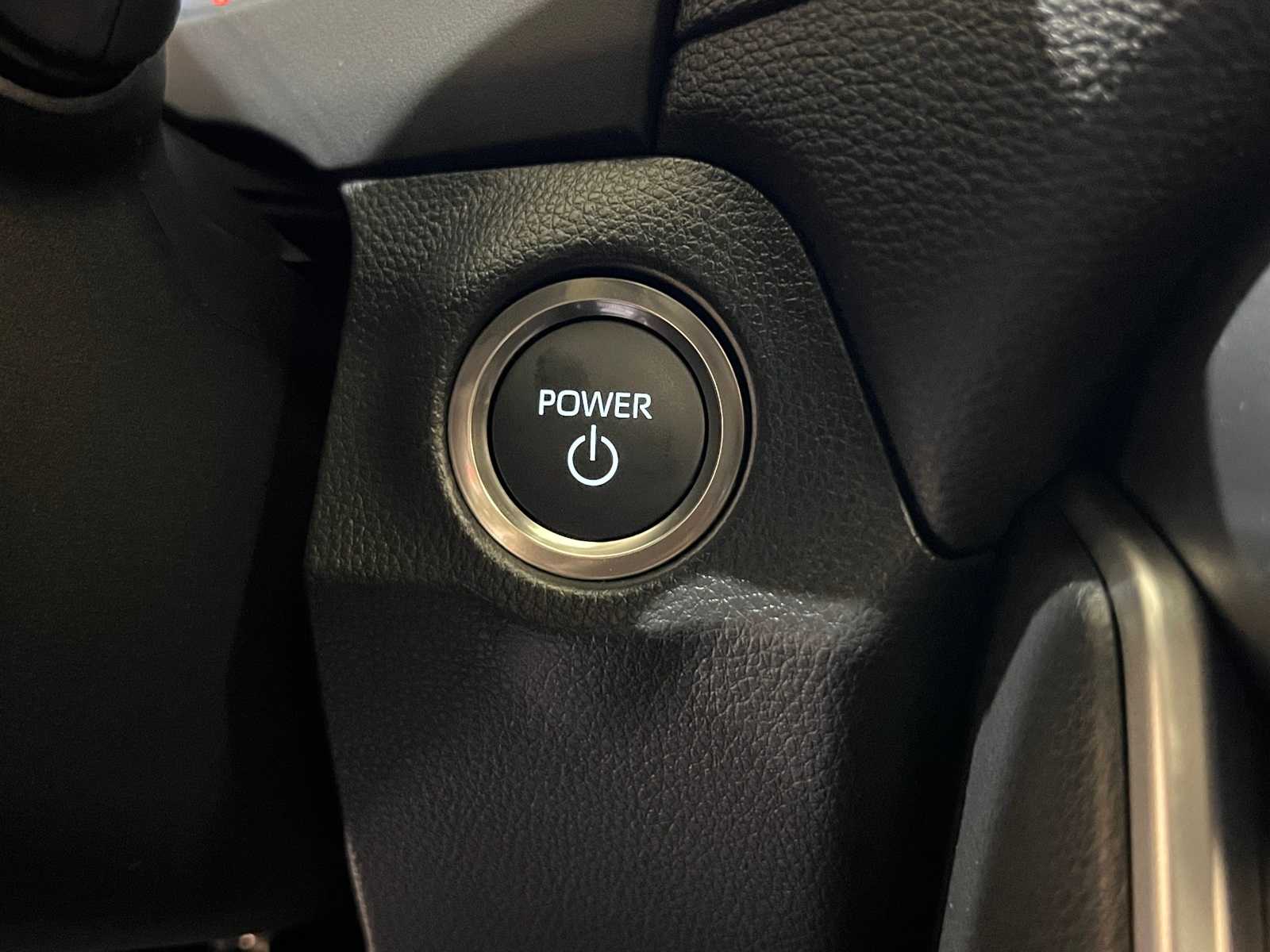 Thumbnail: 2025 Toyota RAV4 - 28