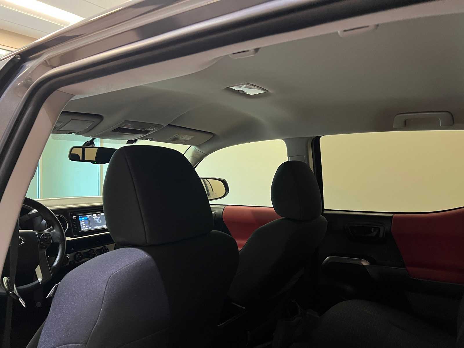 Thumbnail: 2017 Toyota Tacoma - 11