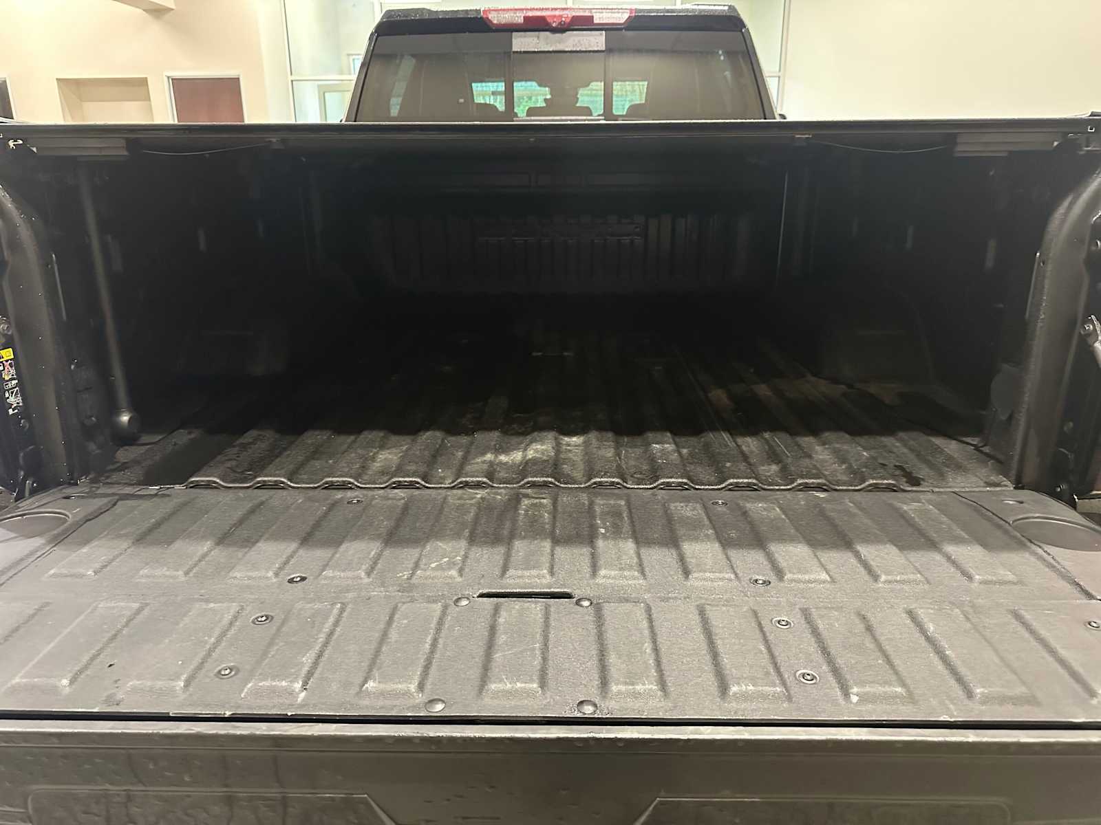 Thumbnail: 2024 GMC Sierra 2500 - 31