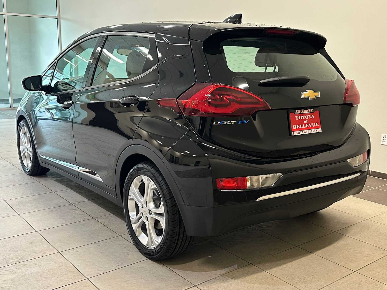 Thumbnail: 2021 Chevrolet Bolt EV - 4