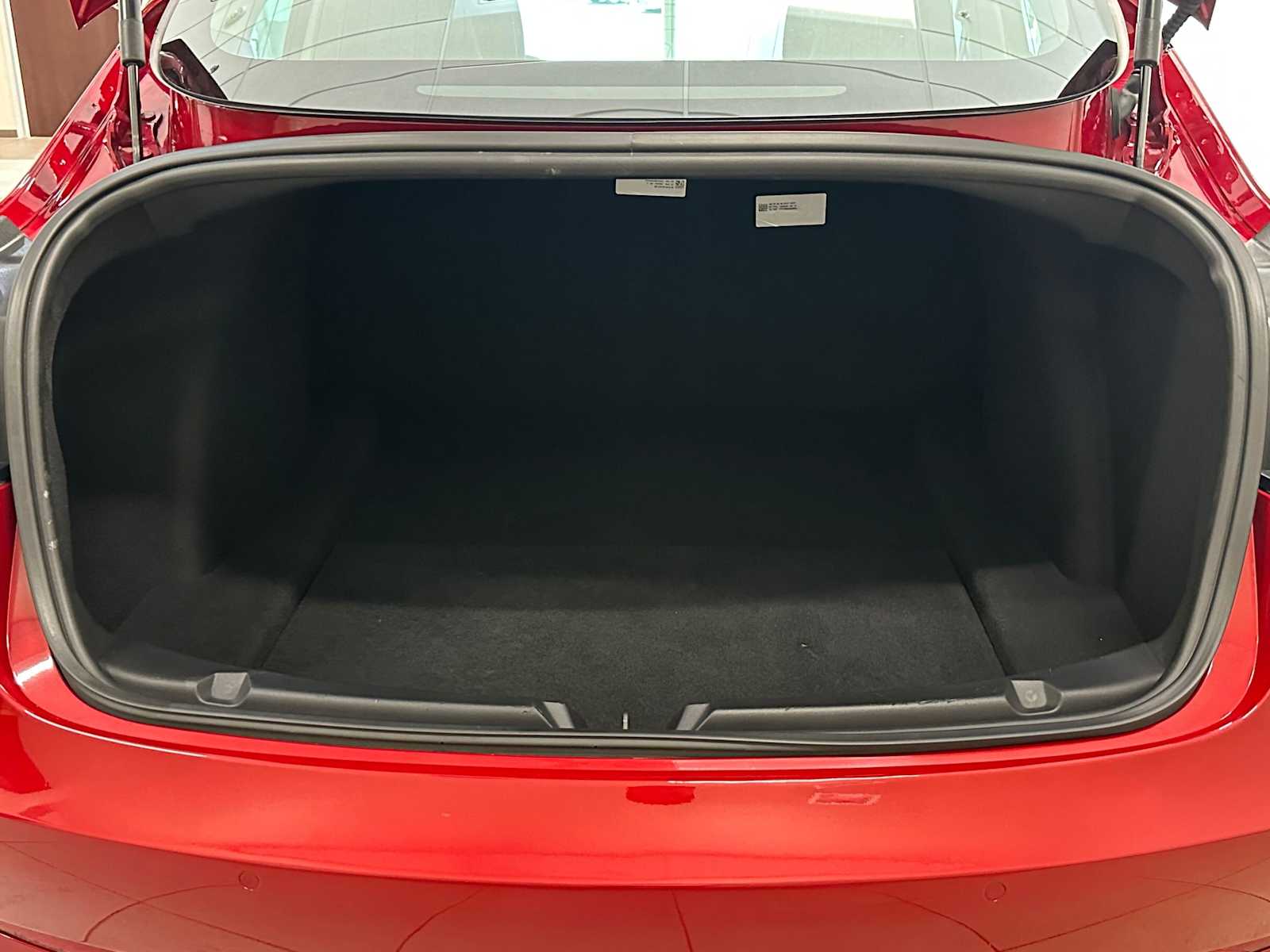 Thumbnail: 2019 Tesla Model 3 - 32