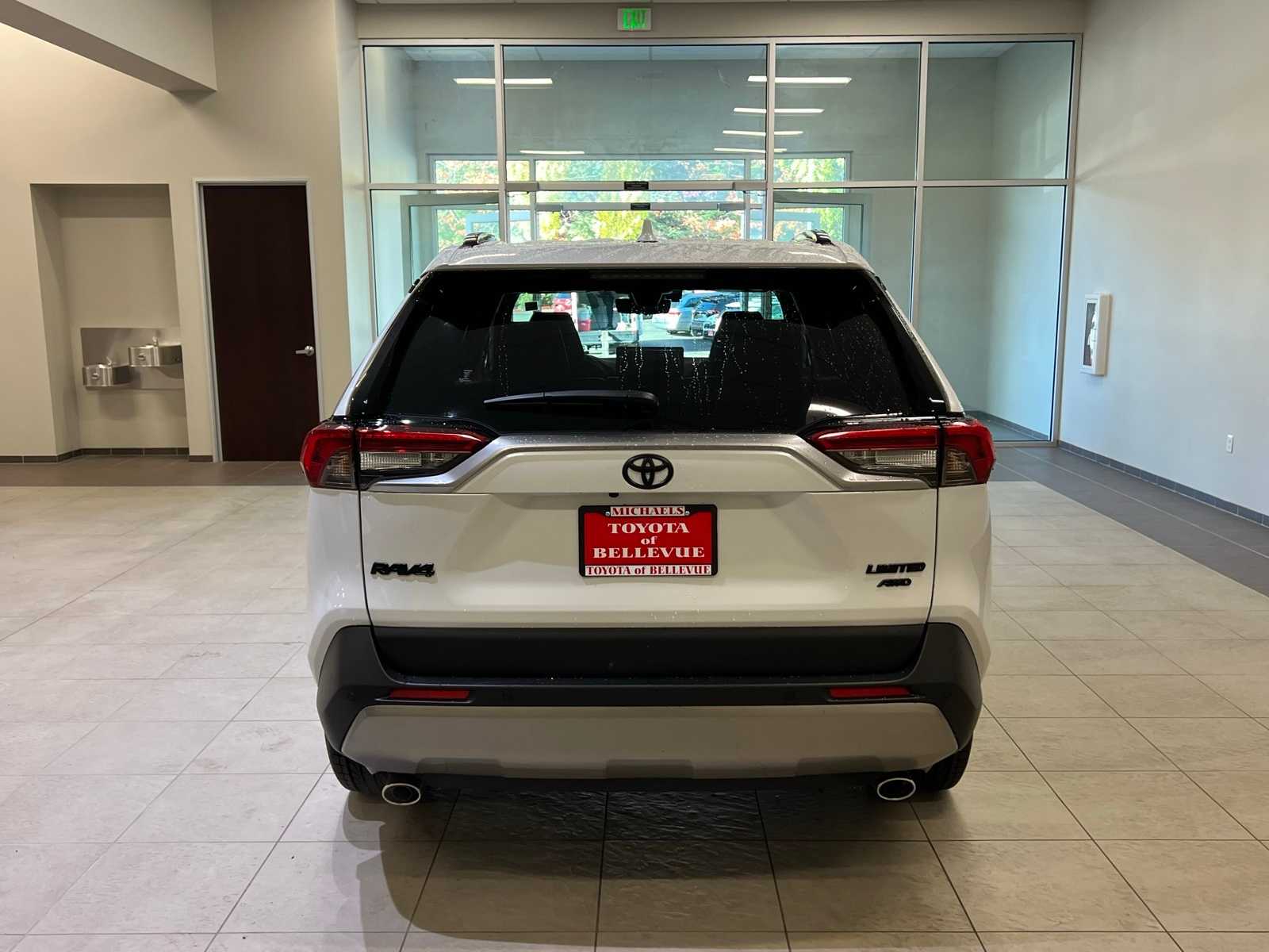 Thumbnail: 2025 Toyota RAV4 - 5