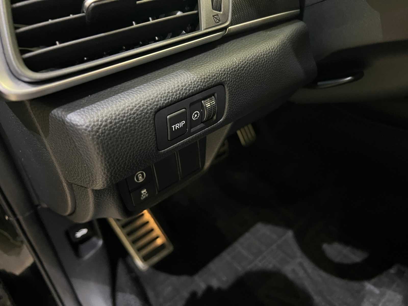 Thumbnail: 2022 Honda Accord - 15