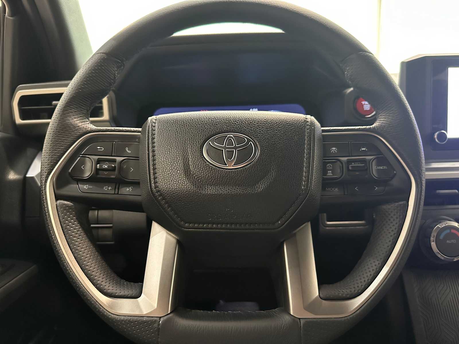 Thumbnail: 2025 Toyota Tacoma - 11