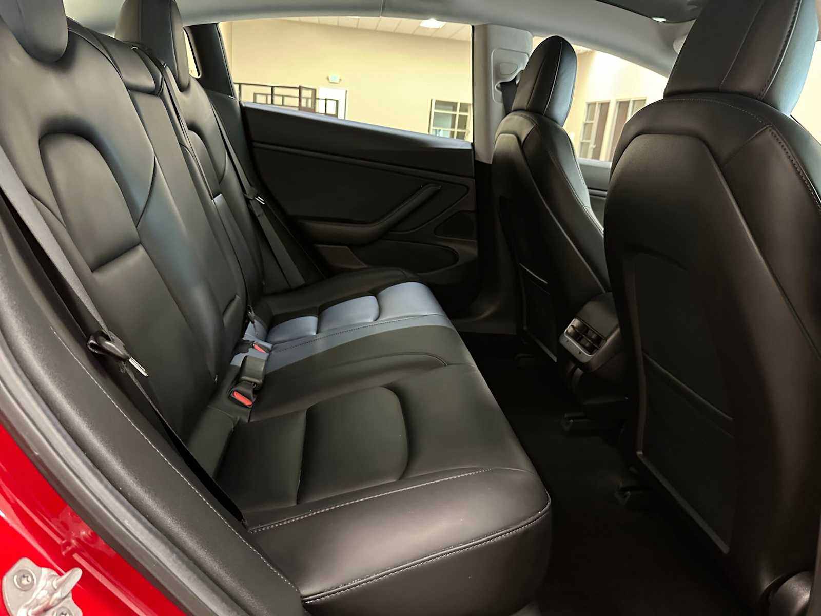 Thumbnail: 2019 Tesla Model 3 - 27