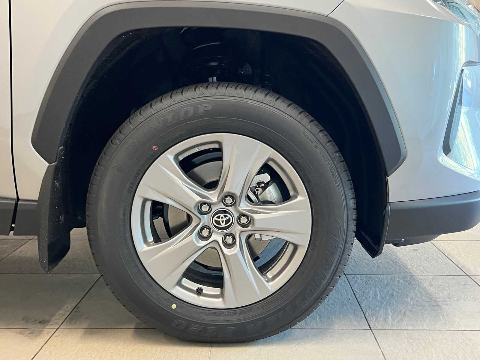 Thumbnail: 2025 Toyota RAV4 - 7