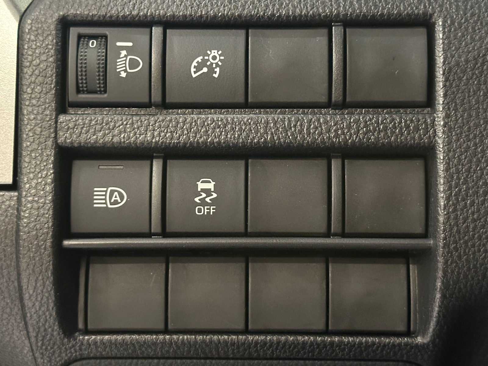 Thumbnail: 2026 Toyota Tacoma - 18