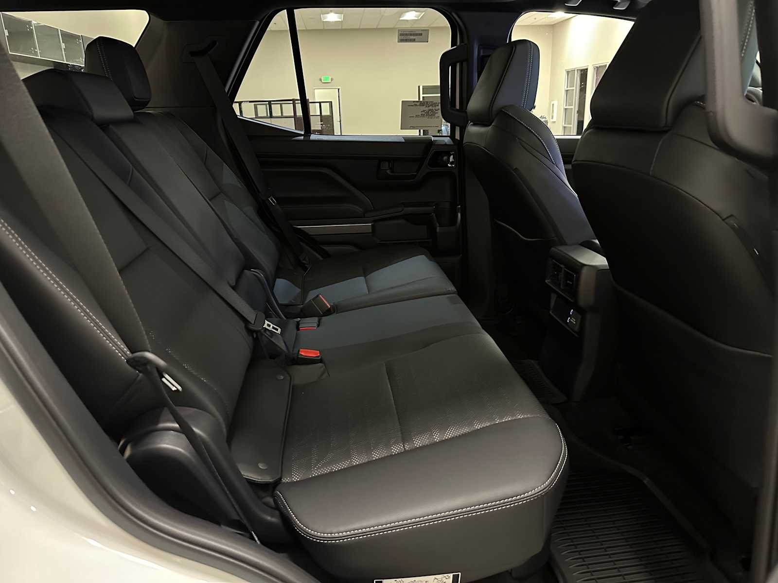 Thumbnail: 2026 Toyota 4Runner - 25