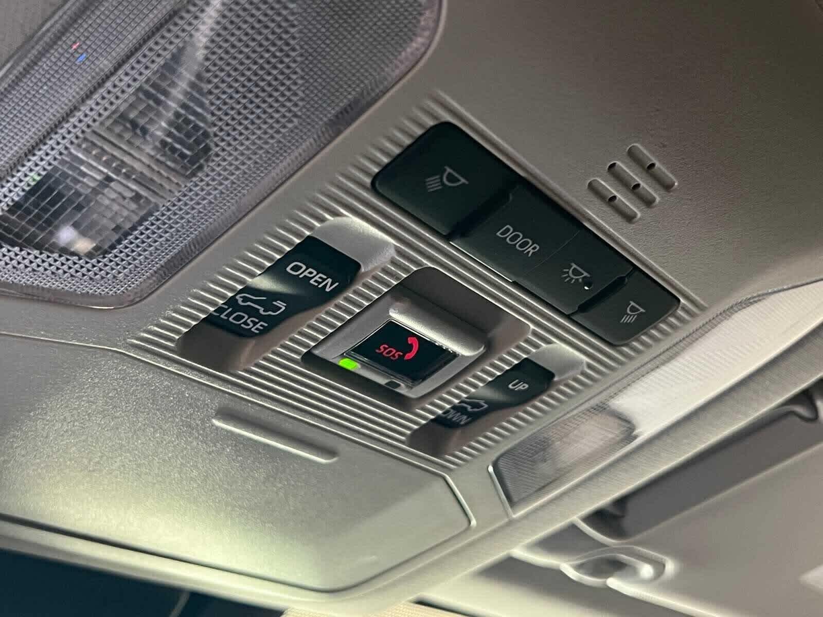 Thumbnail: 2025 Toyota RAV4 - 29